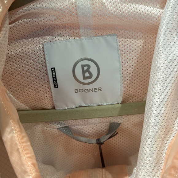 Bogner Tania short peach jacket with drawstring hood sizes M/8, L/10 - Picture 6 of 13